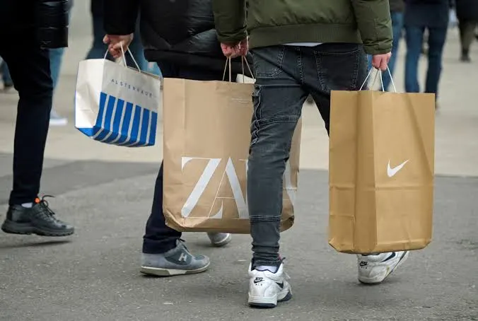 German consumers stay cautious despite brighter economic expectations