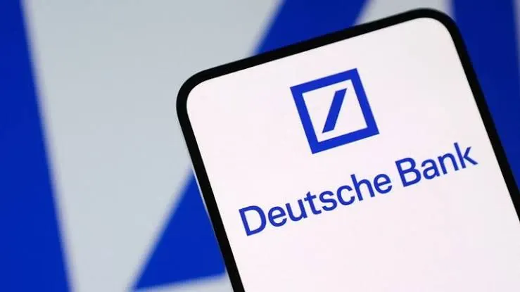 Deutsche Bank quarterly profit reaches €1.9bn as costs stay flat